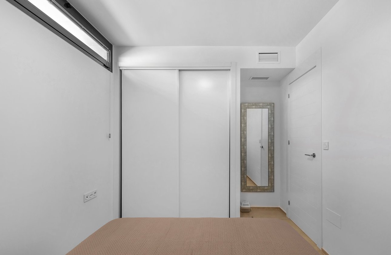 Resale - Villa - Orihuela Costa - La Zenia