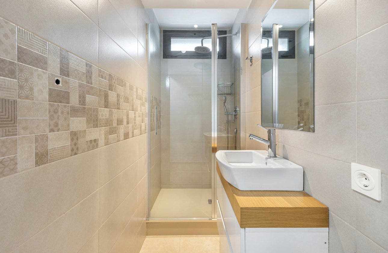 Resale - Villa - Orihuela Costa - La Zenia