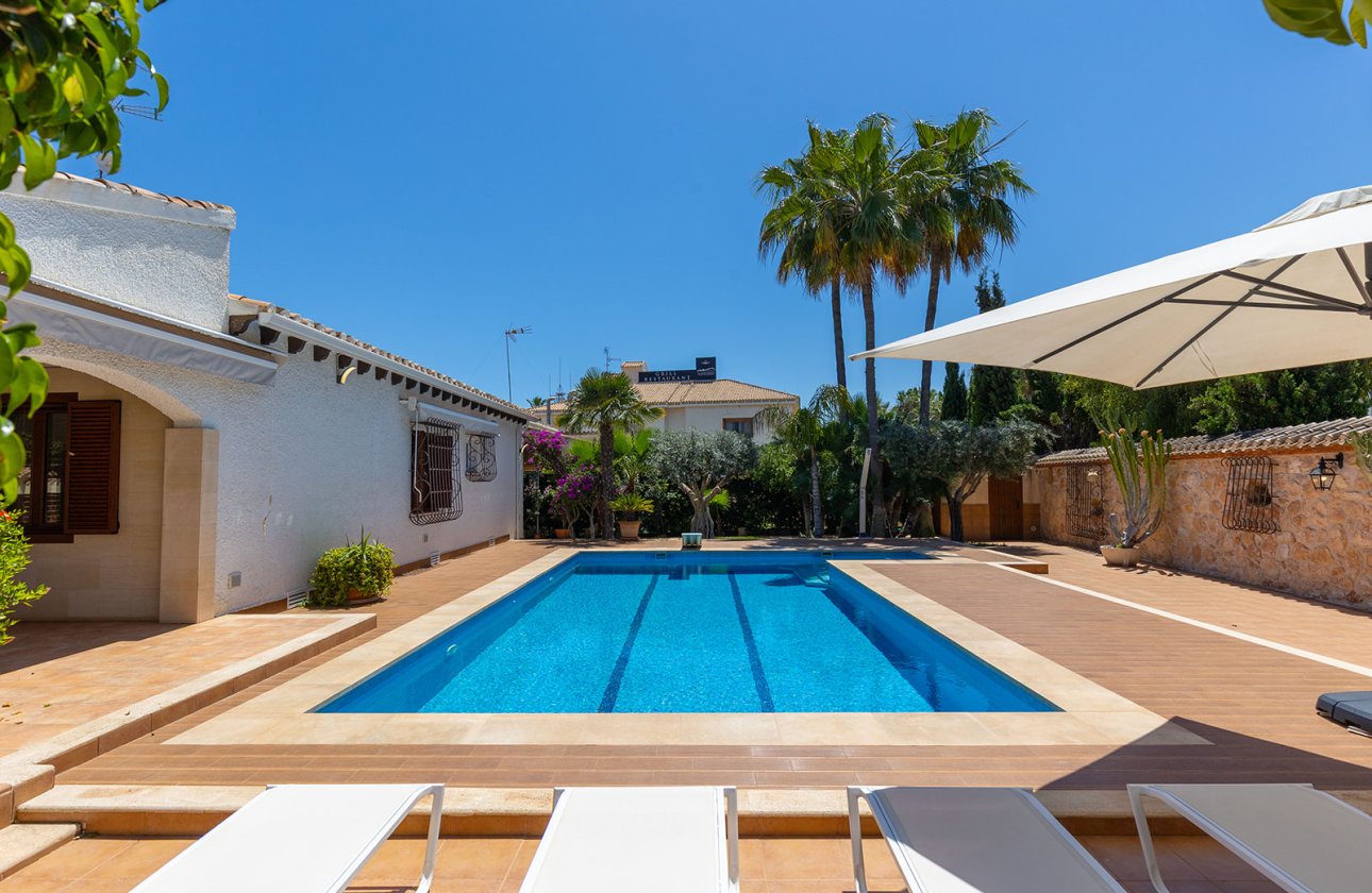 Resale - Villa - Orihuela Costa - Punta Prima