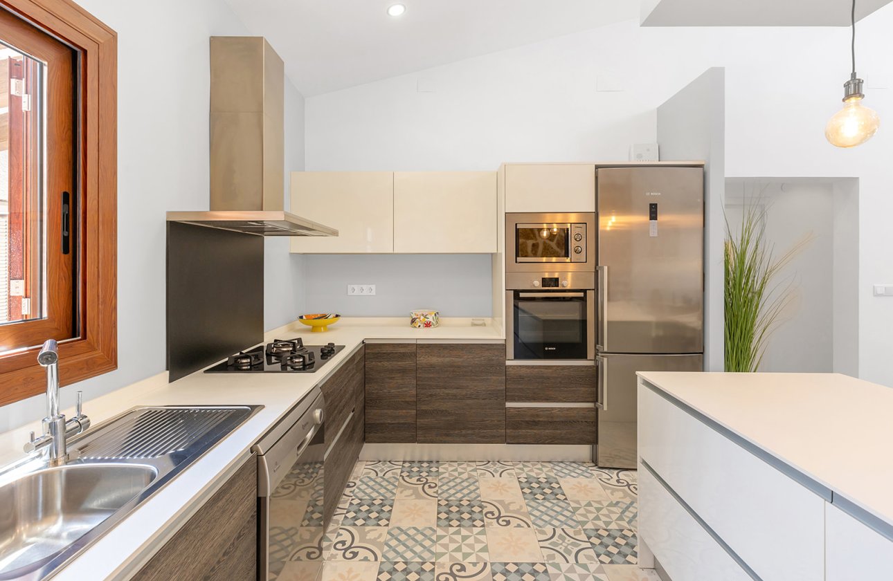 Resale - Villa - Orihuela Costa - Punta Prima