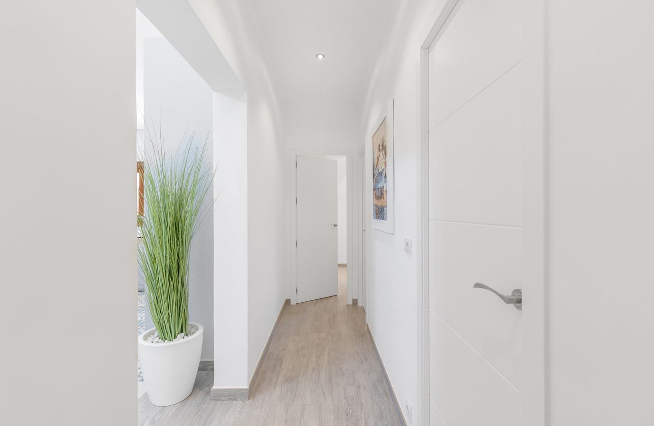 Resale - Villa - Orihuela Costa - Punta Prima