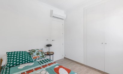 Resale - Villa - Orihuela Costa - Punta Prima