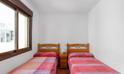 Resale - Apartment / flat - Torrevieja - Los Altos