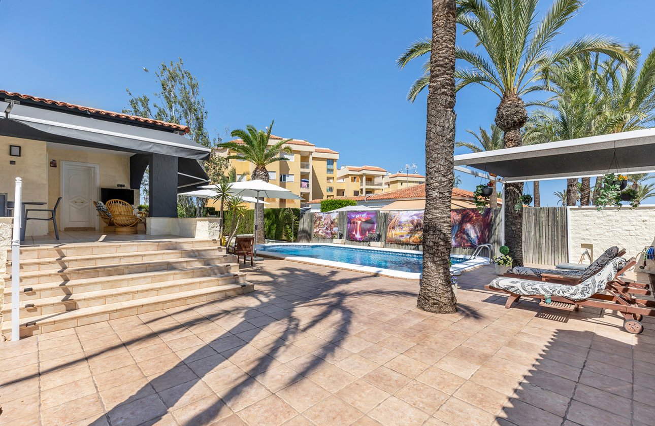 Resale - Villa - Torrevieja - Rocio del Mar