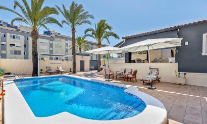 Resale - Villa - Torrevieja - Rocio del Mar
