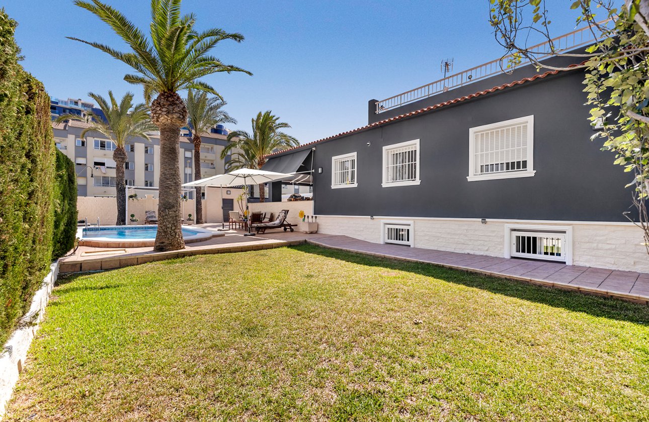 Resale - Villa - Torrevieja - Rocio del Mar