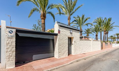 Resale - Villa - Torrevieja - Rocio del Mar