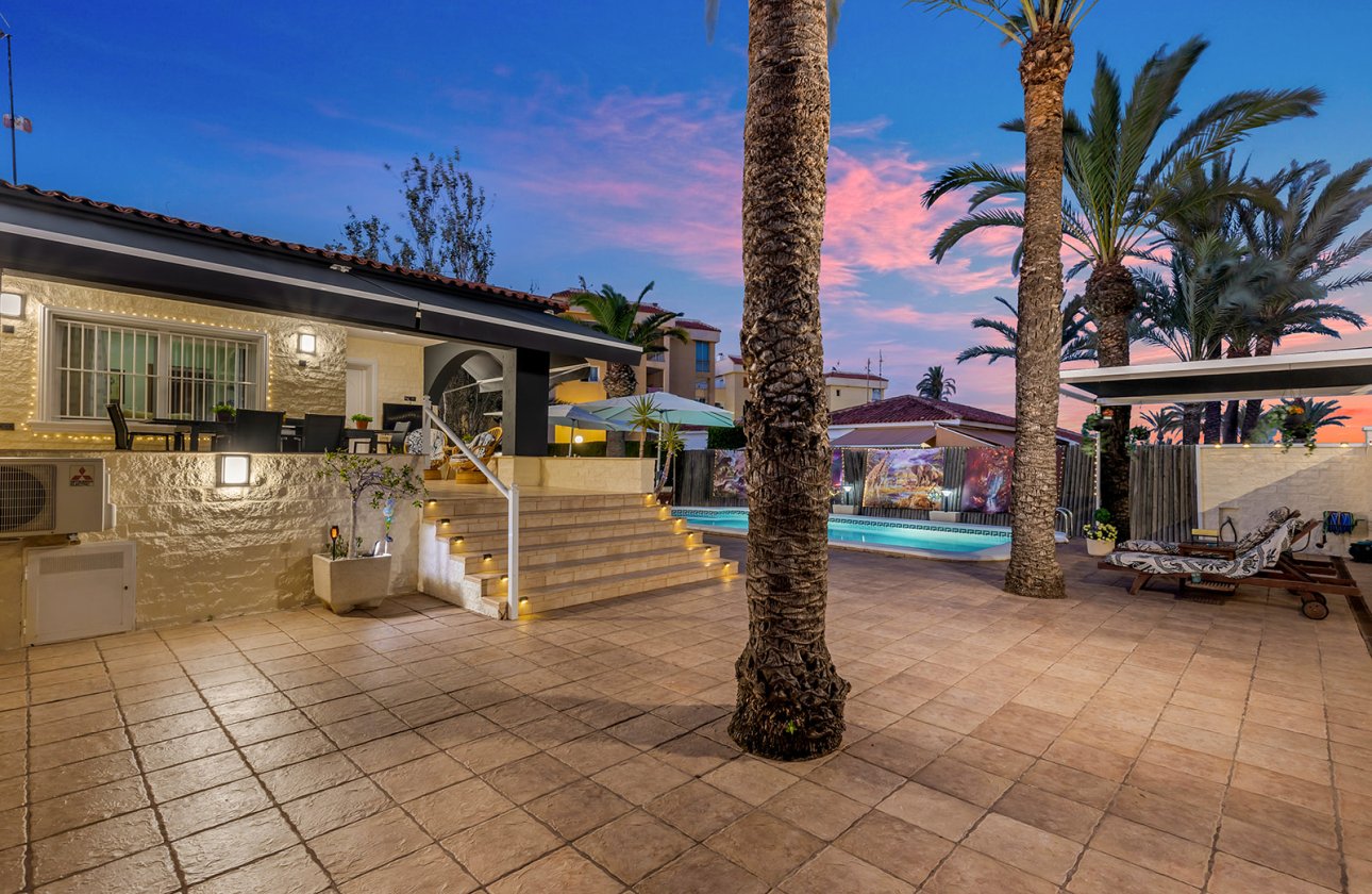 Resale - Villa - Torrevieja - Rocio del Mar