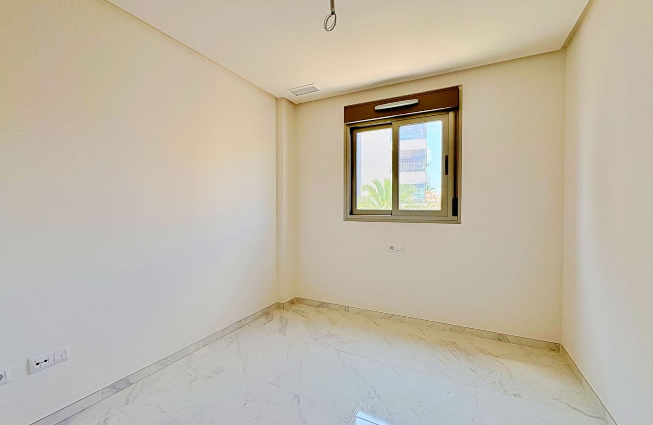 Resale - Apartment / flat - Orihuela Costa - Villamartín