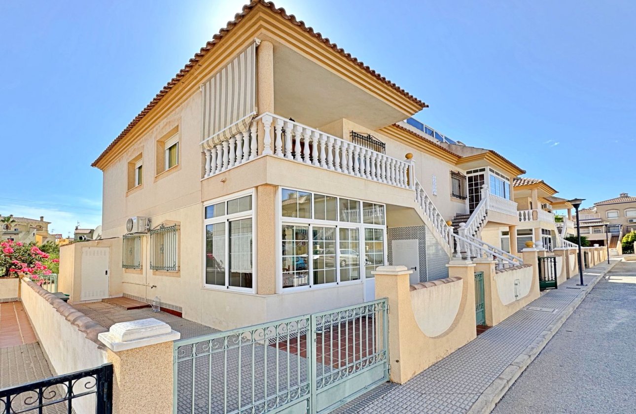 Resale - Apartment / flat - Orihuela Costa - La Zenia