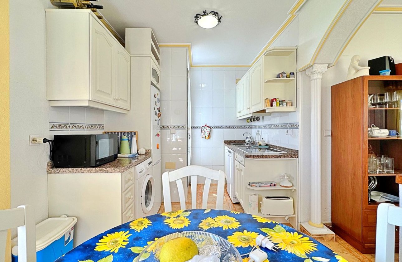 Resale - Apartment / flat - Orihuela Costa - La Zenia