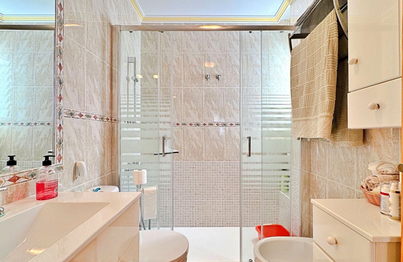 Resale - Apartment / flat - Orihuela Costa - La Zenia