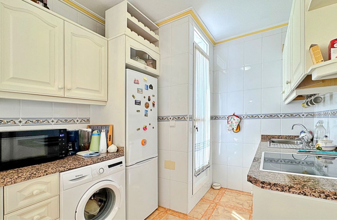 Resale - Apartment / flat - Orihuela Costa - La Zenia