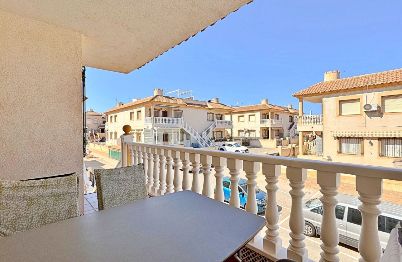 Resale - Apartment / flat - Orihuela Costa - La Zenia