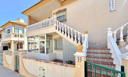 Resale - Apartment / flat - Orihuela Costa - La Zenia