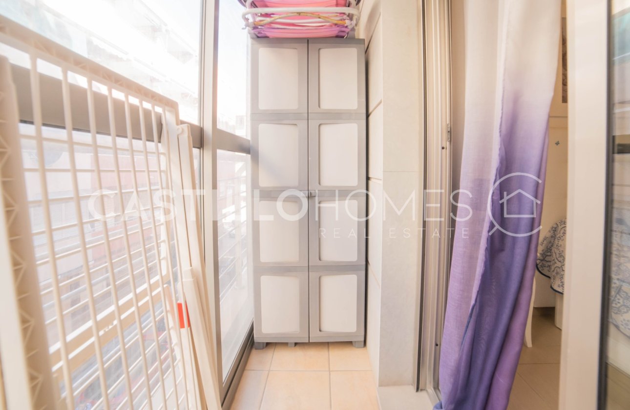 Resale - Apartment / flat - Torrevieja - Playa de los Locos