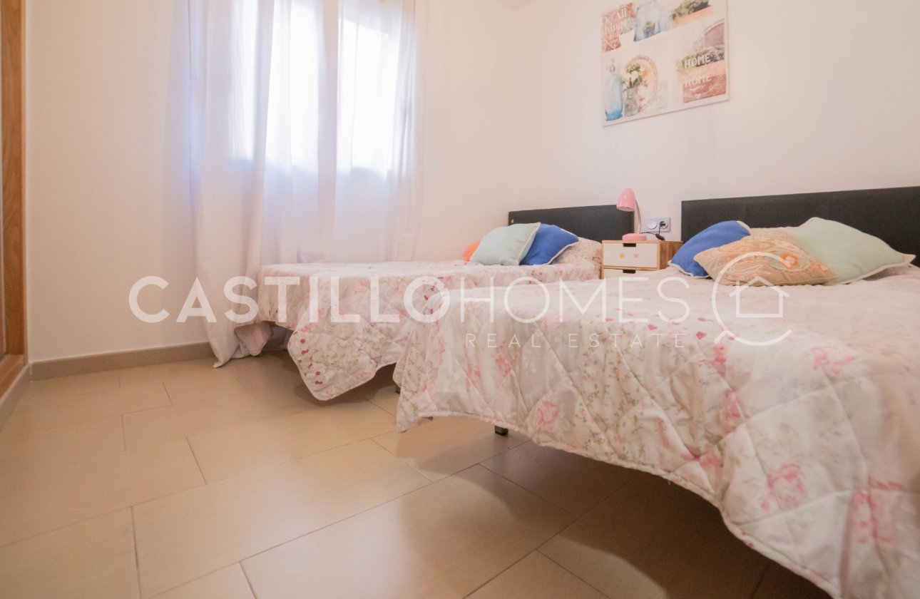 Resale - Apartment / flat - Torrevieja - Playa de los Locos