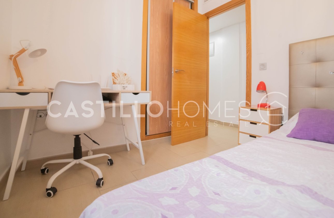 Resale - Apartment / flat - Torrevieja - Playa de los Locos