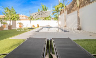 Resale - Villa - Pilar de la Horadada - Torre De La Horadada