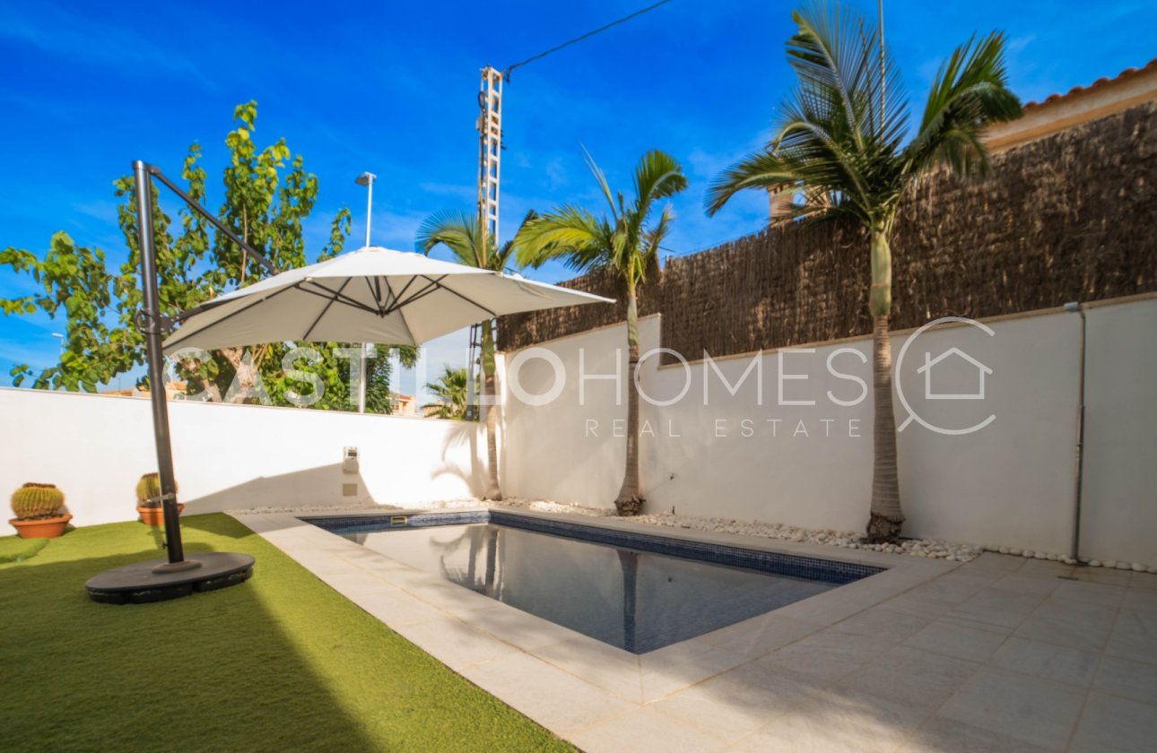 Resale - Villa - Pilar de la Horadada - Torre De La Horadada