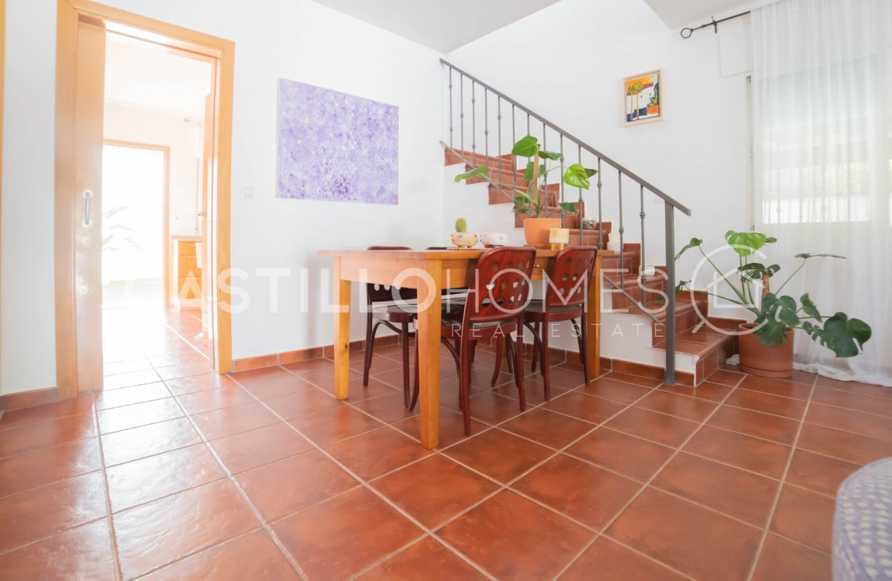 Resale - Villa - Pilar de la Horadada - Torre De La Horadada
