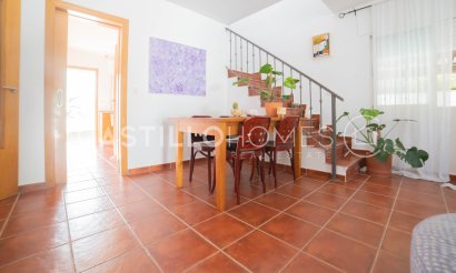 Resale - Villa - Pilar de la Horadada - Torre De La Horadada