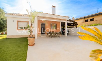 Resale - Villa - Pilar de la Horadada - Torre De La Horadada