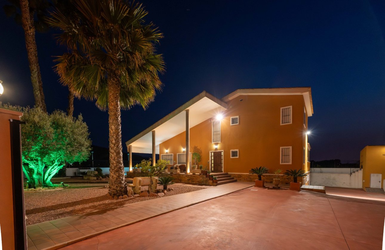 Resale - Villa - Orihuela Costa - Orihuela