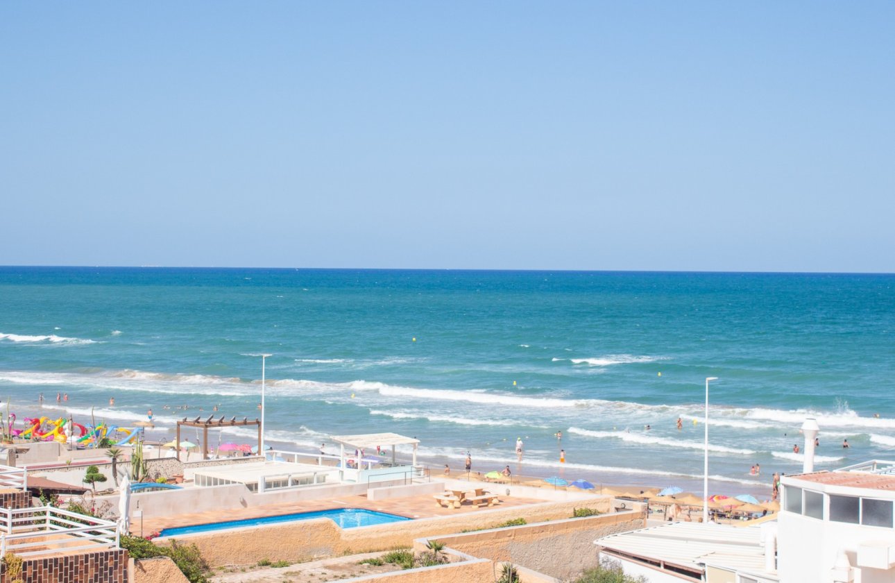 Resale - Apartment / flat - Torrevieja - La Mata