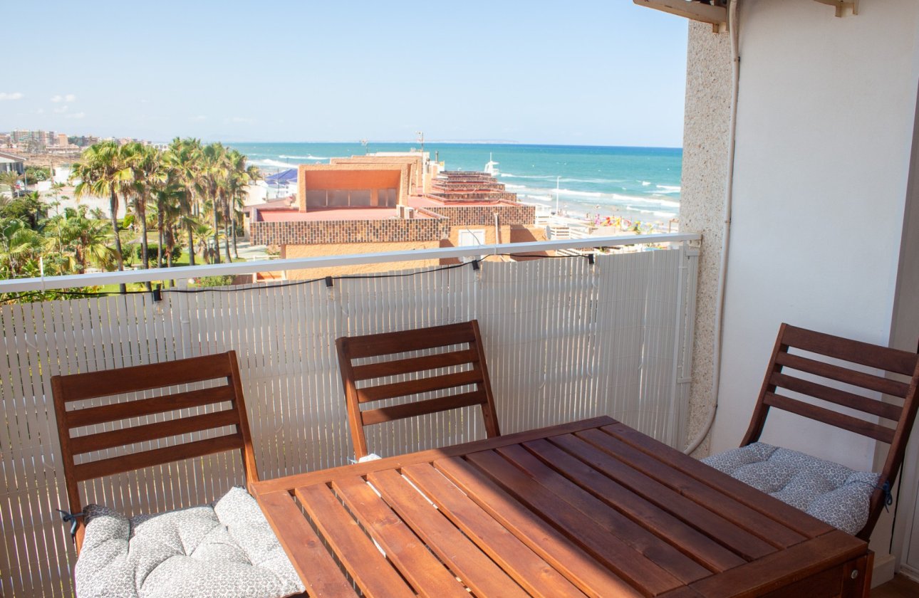 Resale - Apartment / flat - Torrevieja - La Mata