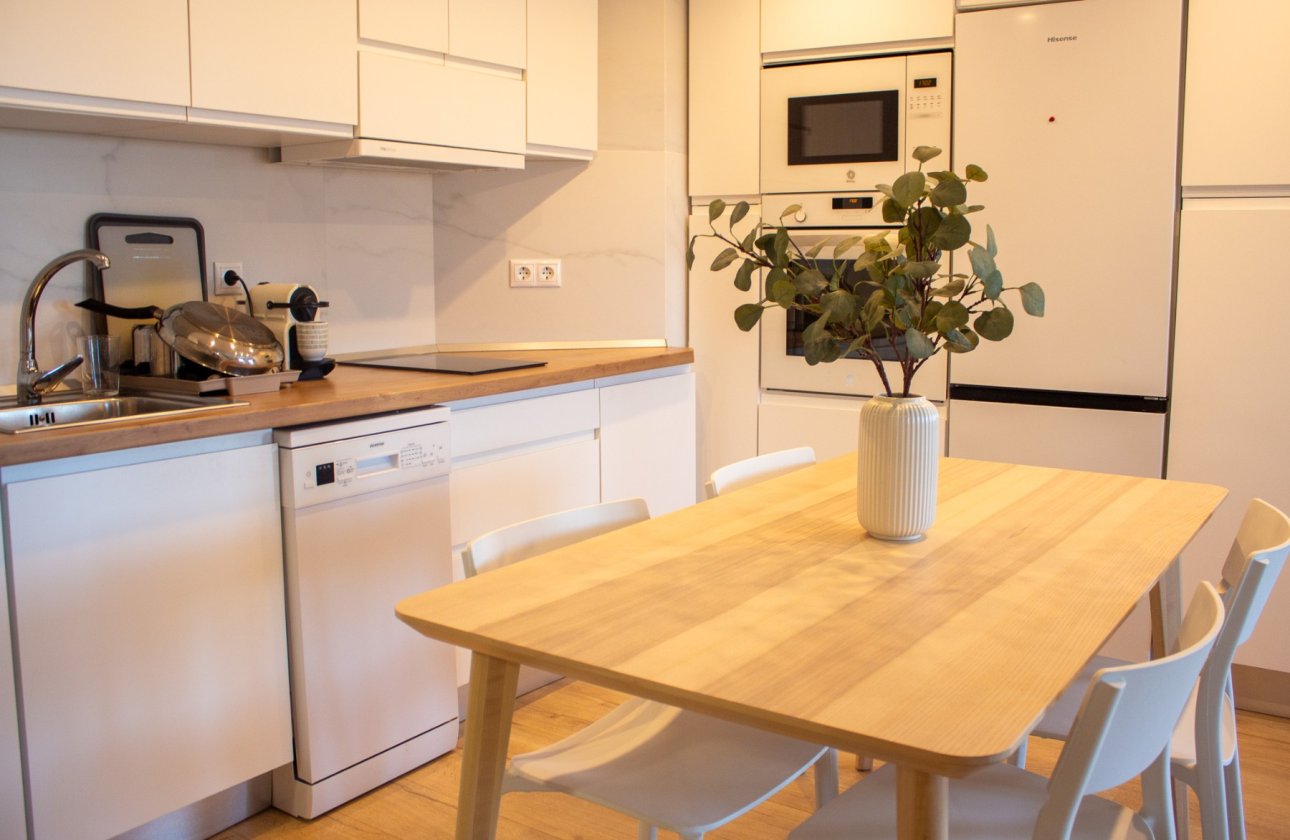 Resale - Apartment / flat - Torrevieja - La Mata