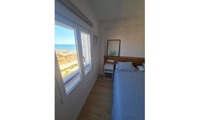 Resale - Apartment / flat - Torrevieja - La Mata
