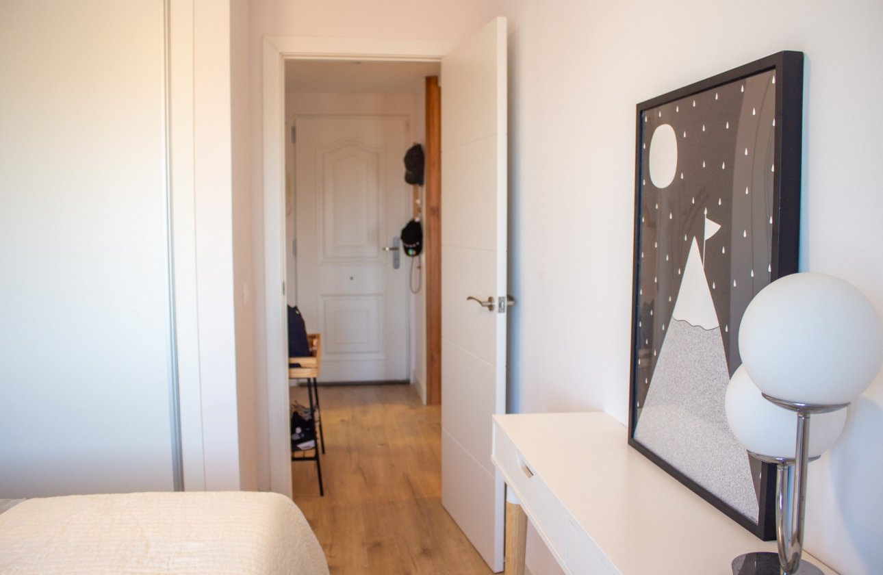 Resale - Apartment / flat - Torrevieja - La Mata