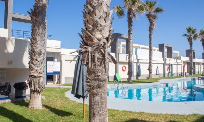 Resale - Apartment / flat - Torrevieja - La Mata
