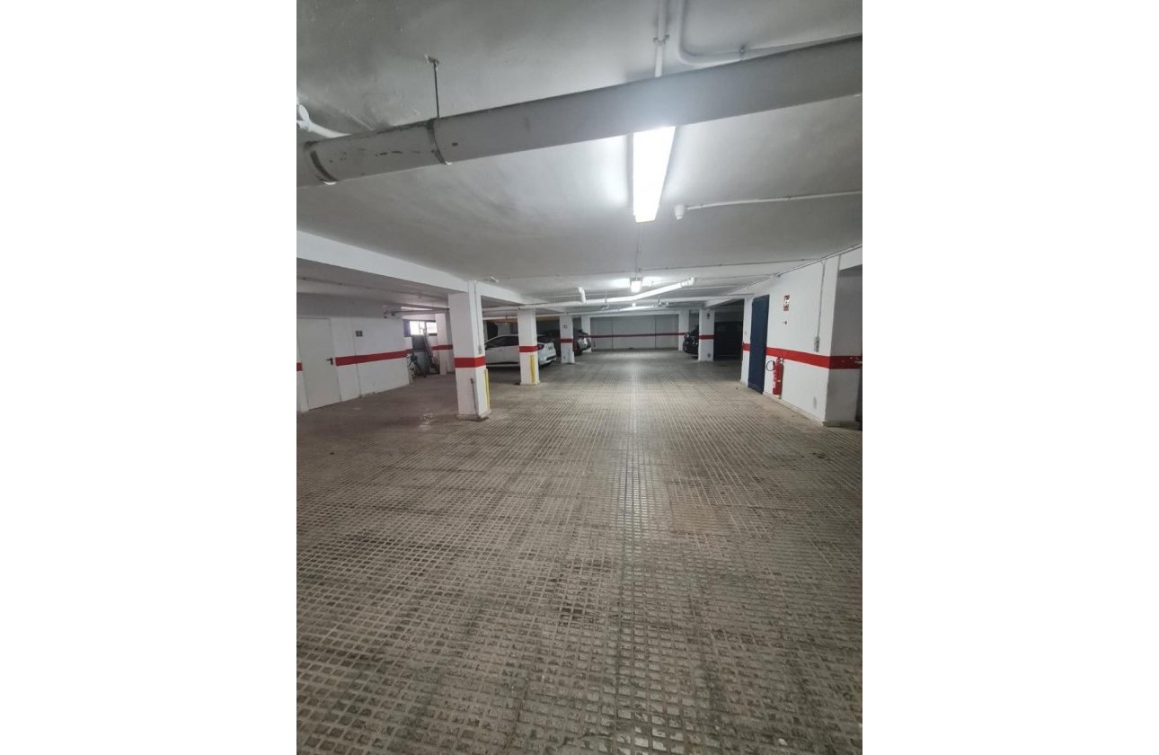 Resale - Apartment / flat - Torrevieja - La Mata