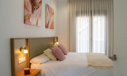 Resale - Villa - Torrevieja - La Siesta - El Salado - Torreta