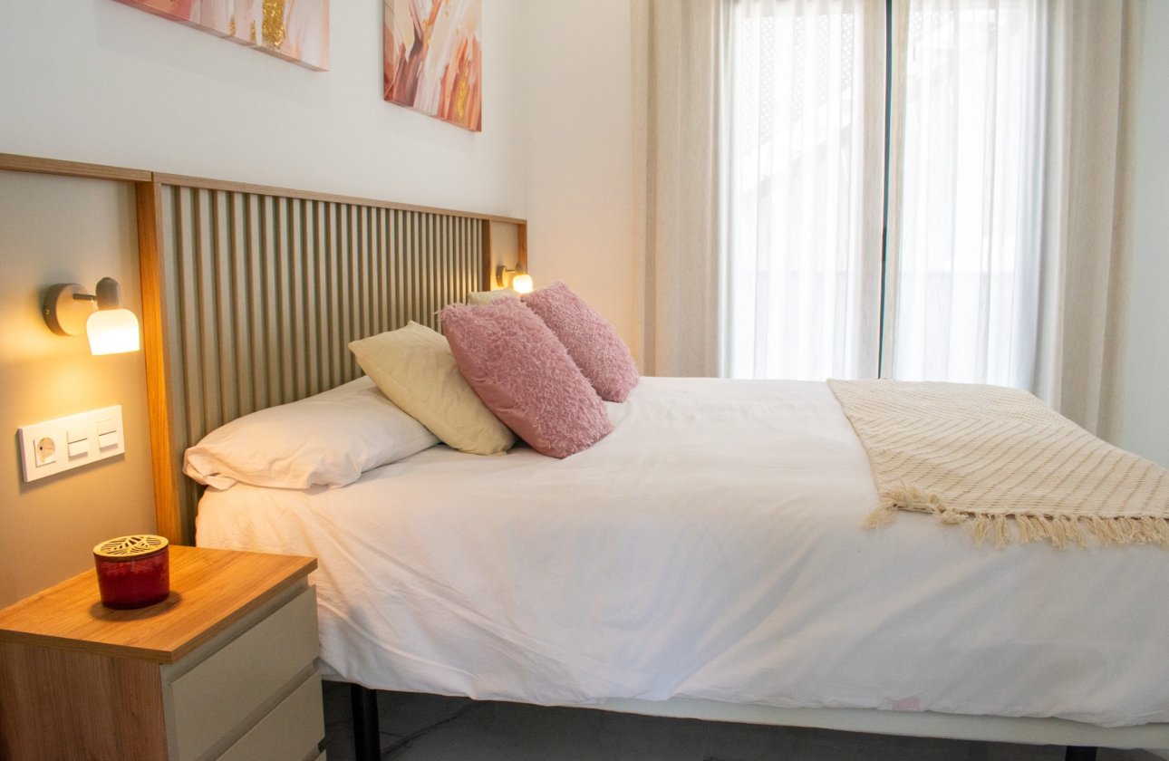 Resale - Villa - Torrevieja - La Siesta - El Salado - Torreta