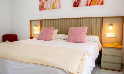 Resale - Villa - Torrevieja - La Siesta - El Salado - Torreta