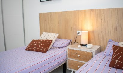 Resale - Villa - Torrevieja - La Siesta - El Salado - Torreta