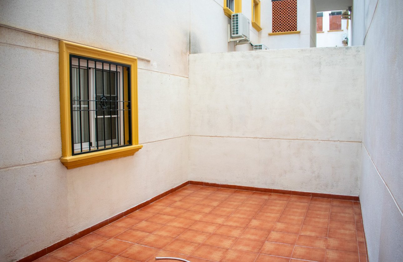 Resale - Apartment / flat - Orihuela Costa - Los Dolses