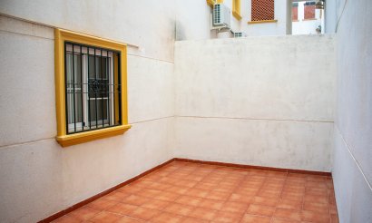 Resale - Apartment / flat - Orihuela Costa - Los Dolses
