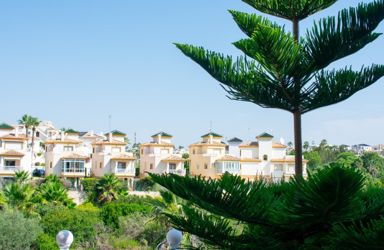 Resale - Apartment / flat - Orihuela Costa - Los Dolses