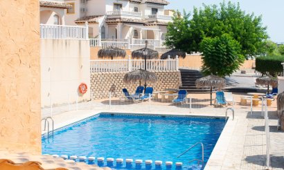 Resale - Apartment / flat - Orihuela Costa - Los Dolses