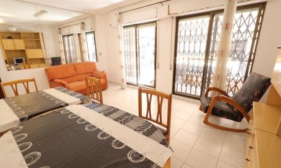 Resale - Apartment / flat - Torrevieja - Playa del cura