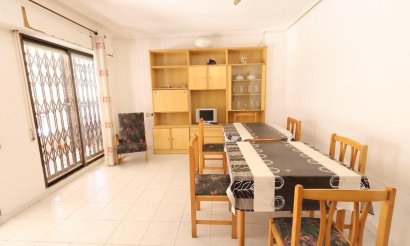 Resale - Apartment / flat - Torrevieja - Playa del cura
