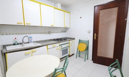 Resale - Apartment / flat - Torrevieja - Playa del cura