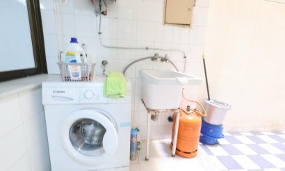 Resale - Apartment / flat - Torrevieja - Playa del cura