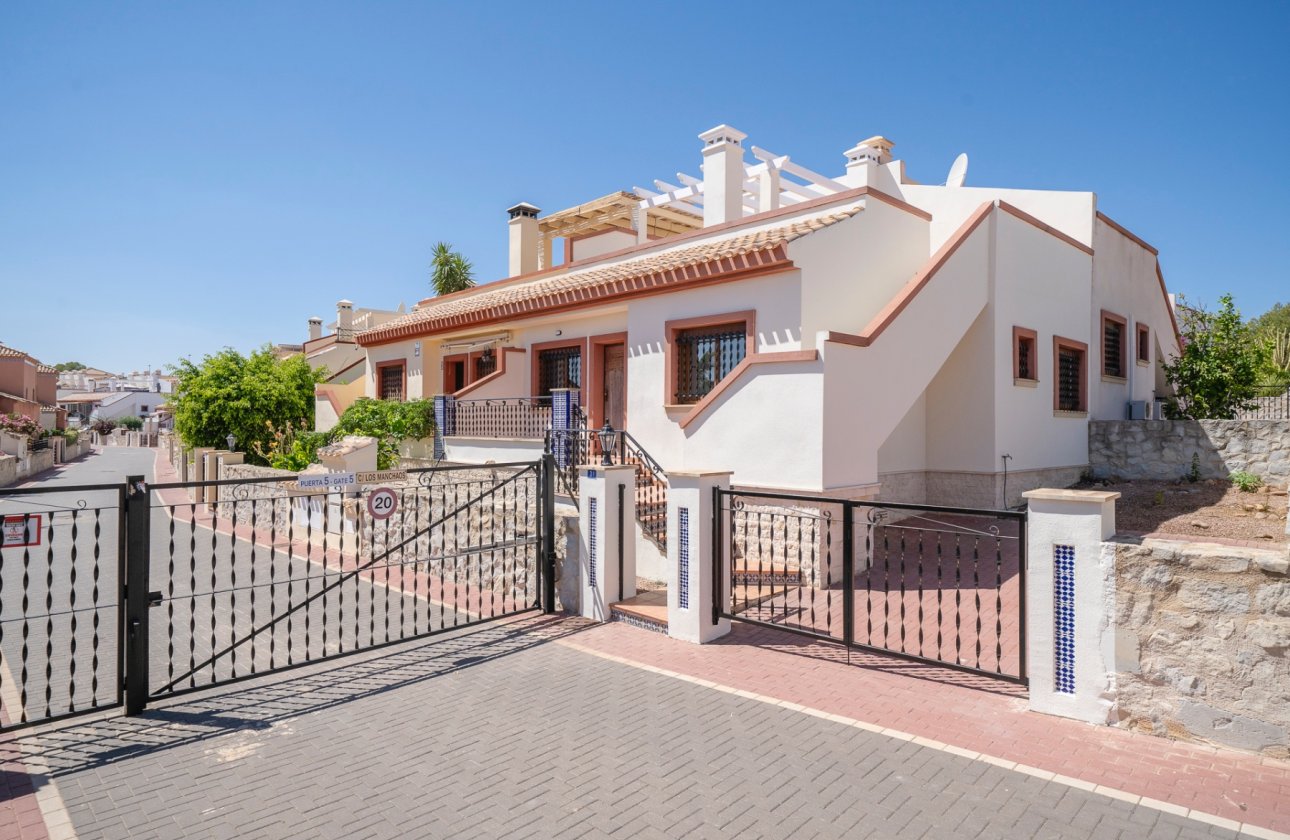 Resale - Townhouse - San Miguel de Salinas - San Miguel