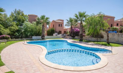 Resale - Townhouse - San Miguel de Salinas - San Miguel