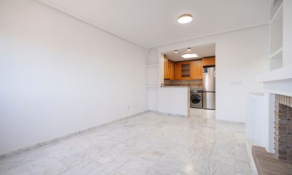 Resale - Townhouse - San Miguel de Salinas - San Miguel